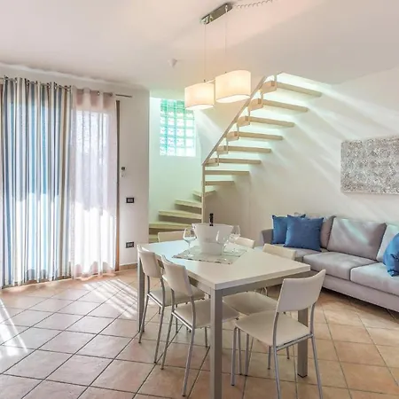 Holiday Albarella Ro 6 Feriehus